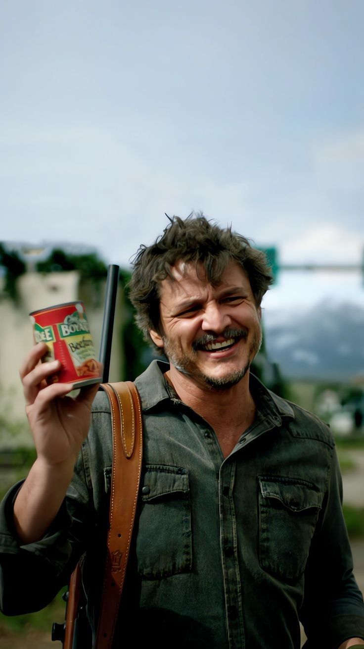 والپیپر characters - Pedro Pascal با کیفیت فری والز
